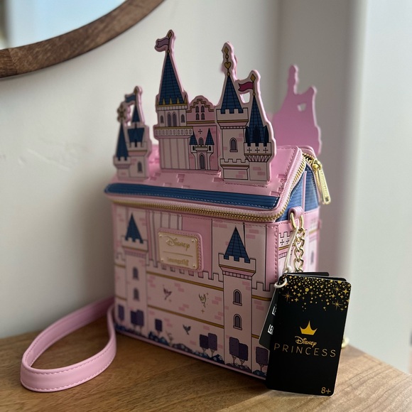 Sleeping Beauty 65th Anniversary Exclusive Castle Figural Crossbody Bag NWT - Picture 2 of 8